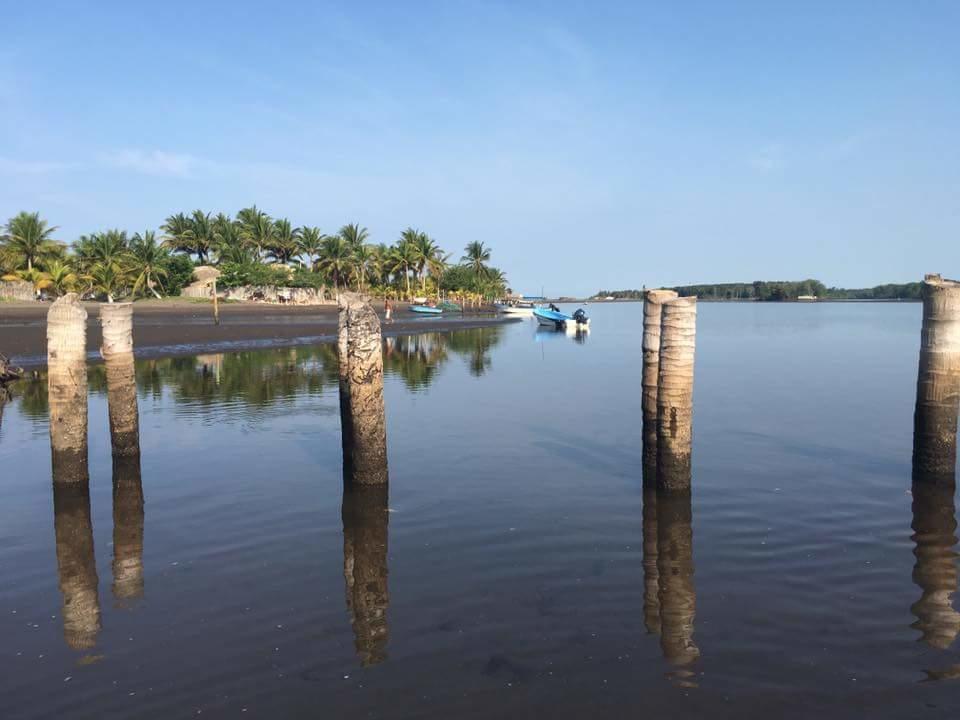 Eco-Hotel Playa Quilombo Las Lisas 外观 照片