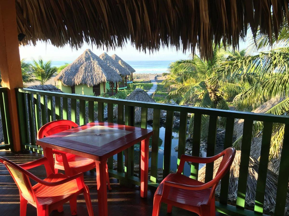 Eco-Hotel Playa Quilombo Las Lisas 外观 照片